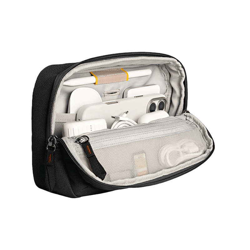 Uniq DenverTech Kit Pouch 2.5L - Midnight Black